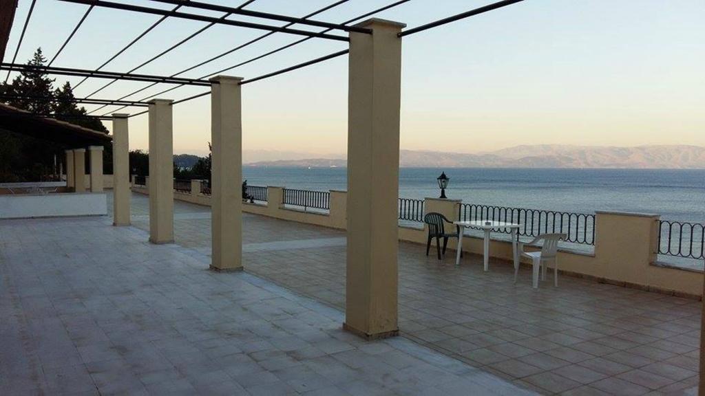 Litharia Apartments Μπενίτσες Εξωτερικό φωτογραφία