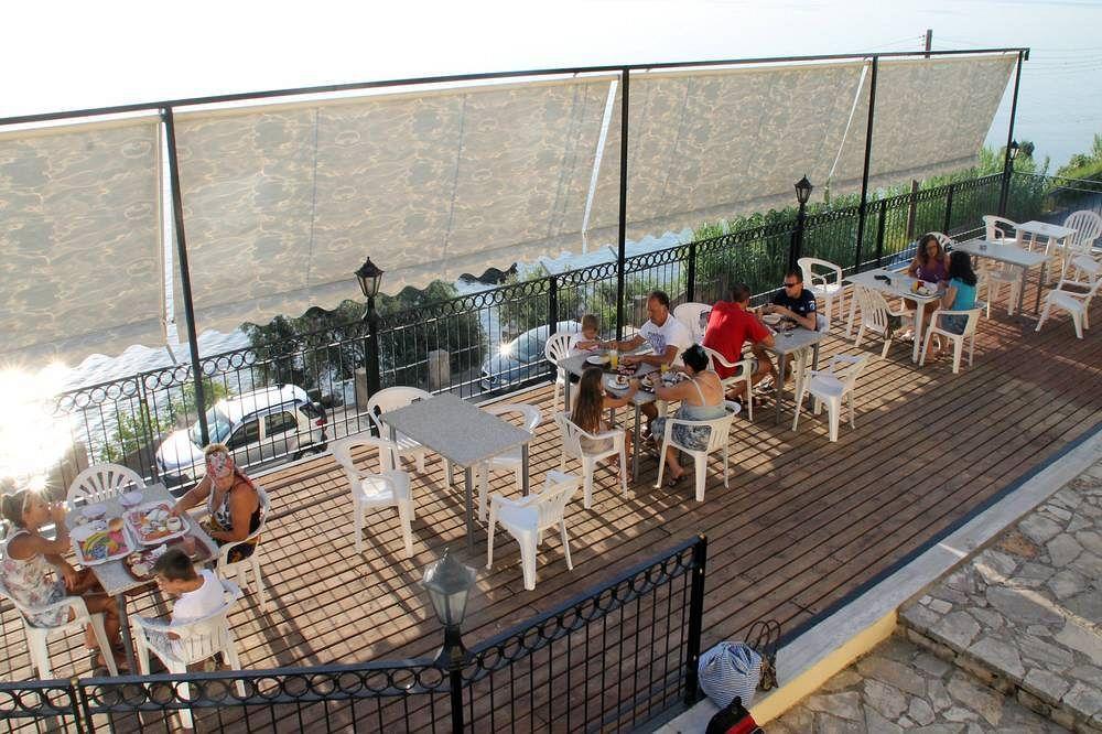 Litharia Apartments Μπενίτσες Εξωτερικό φωτογραφία