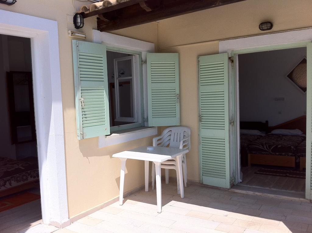 Litharia Apartments Μπενίτσες Εξωτερικό φωτογραφία