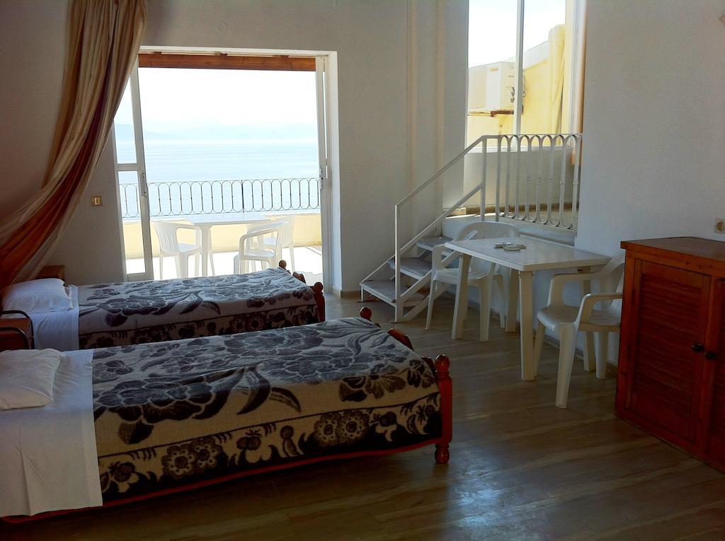 Litharia Apartments Μπενίτσες Εξωτερικό φωτογραφία