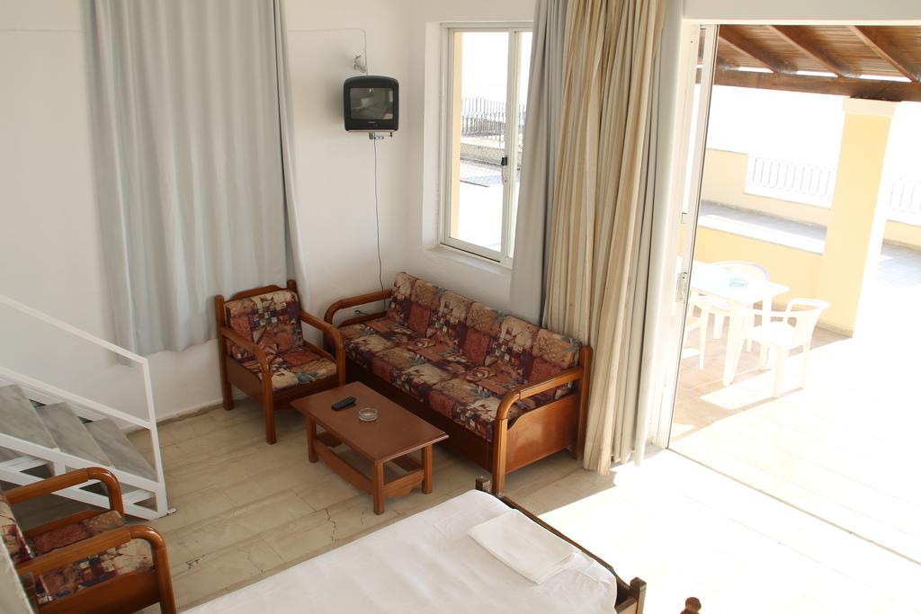 Litharia Apartments Μπενίτσες Δωμάτιο φωτογραφία