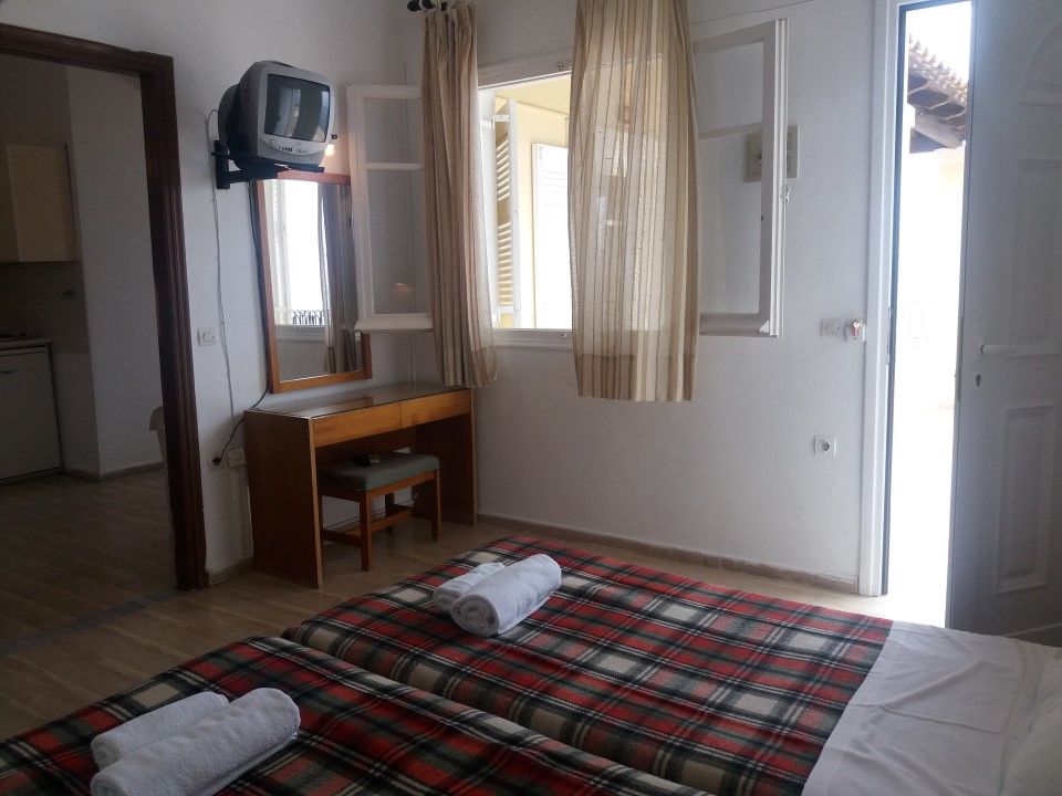 Litharia Apartments Μπενίτσες Εξωτερικό φωτογραφία