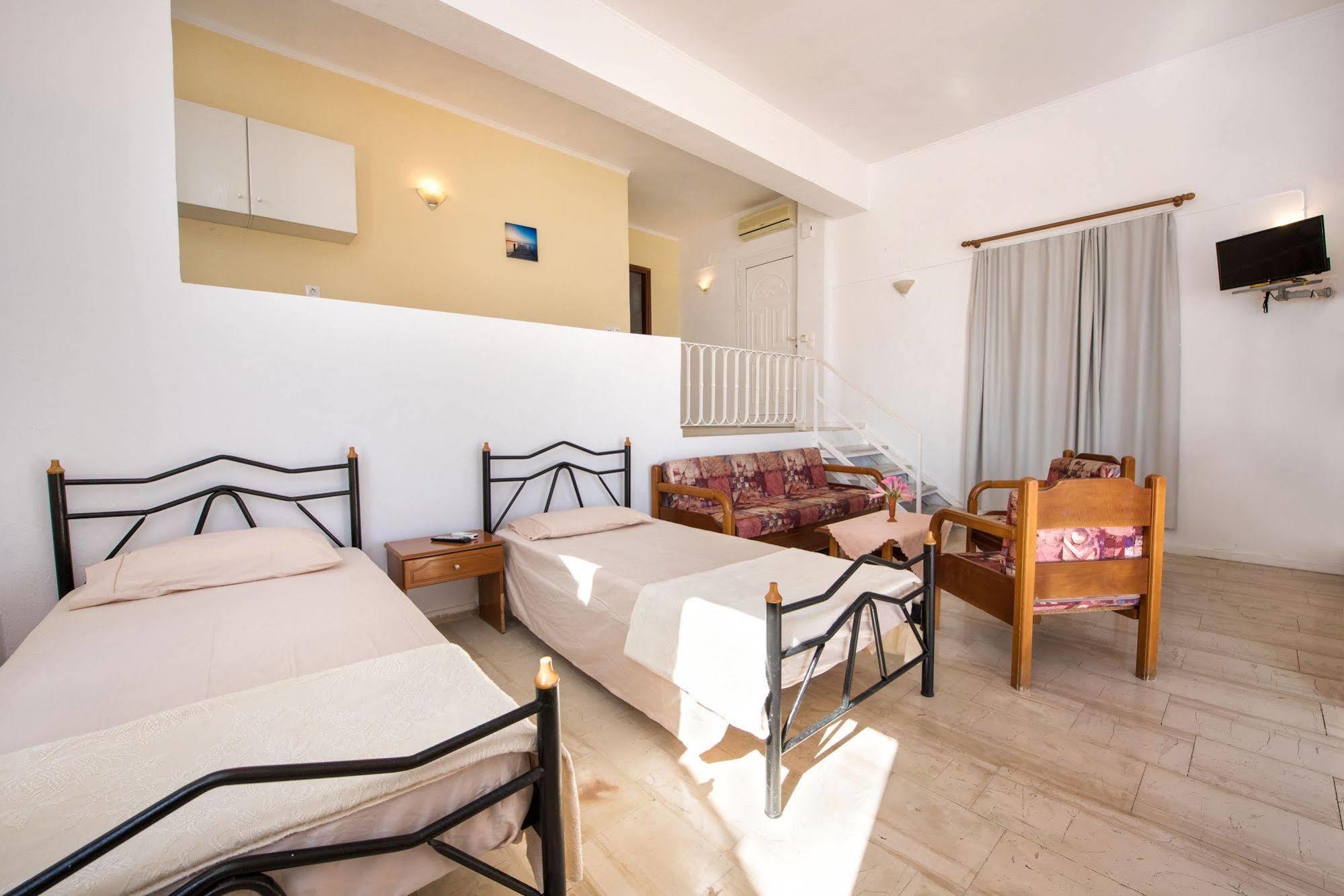 Litharia Apartments Μπενίτσες Εξωτερικό φωτογραφία